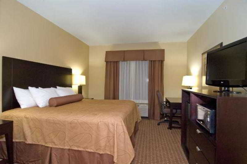 Best Western Bastrop Pines Inn Exterior foto