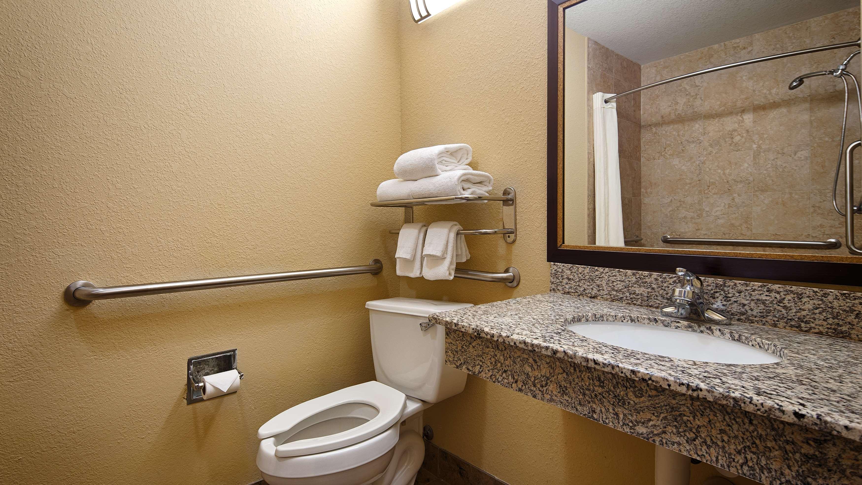 Best Western Bastrop Pines Inn Exterior foto
