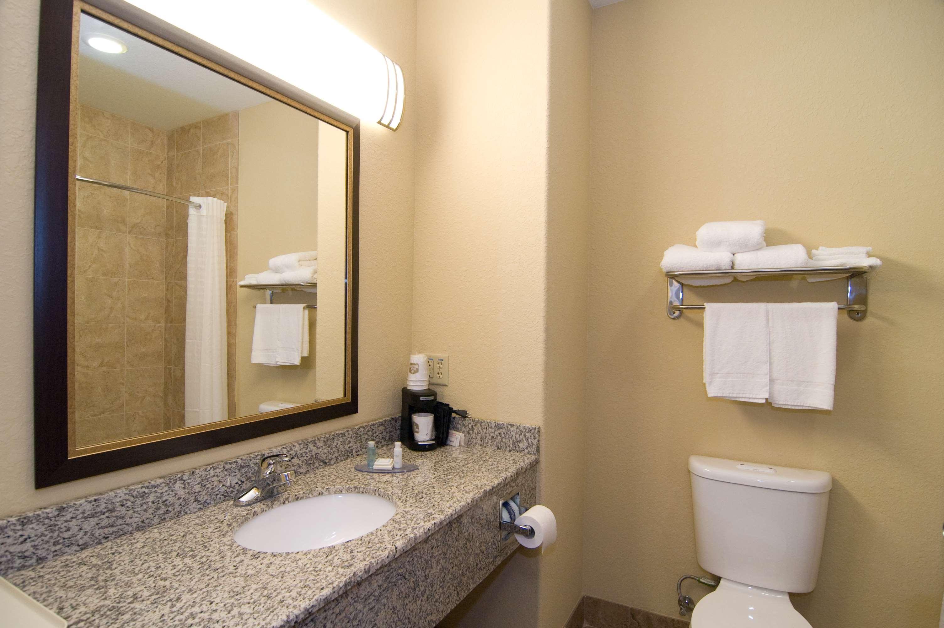 Best Western Bastrop Pines Inn Quarto foto
