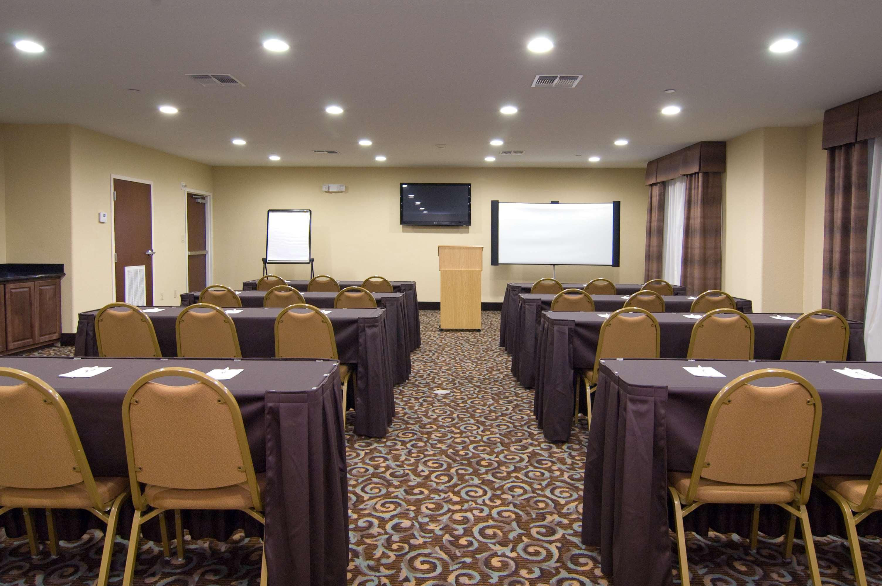 Best Western Bastrop Pines Inn Facilidades foto